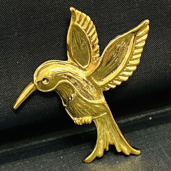 Vintage AAI Signed Gold Tone Textured Hummingbird Brooch 4095 - Picture 1 of 13